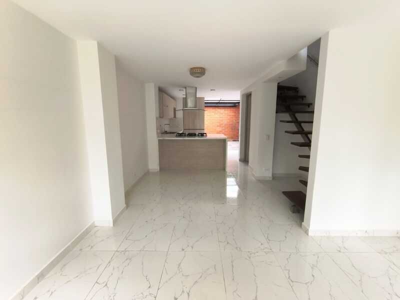 Casa en arriendo ubicada en La Estrella, sector Toledo - 2