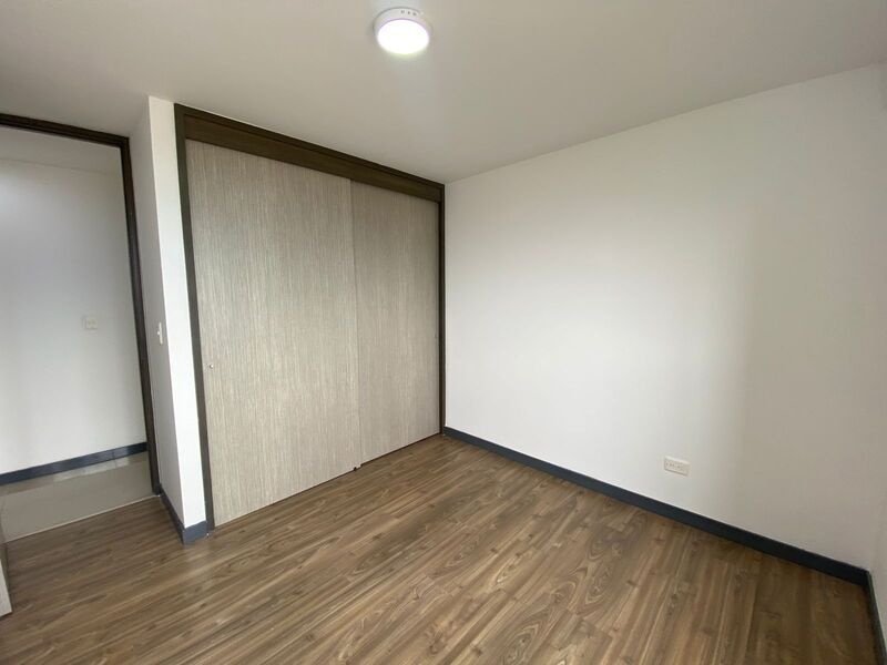Apartamento en arriendo ubicado en Medellín, sector Loma de los Bernal - 6