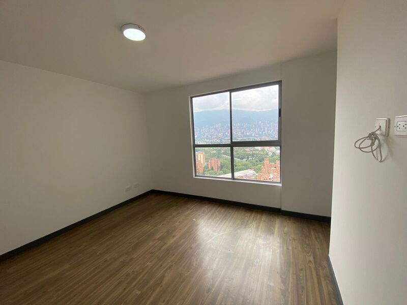 Apartamento en arriendo ubicado en Medellín, sector Loma de los Bernal - 7