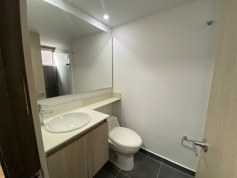 Apartamento en arriendo ubicado en Medellín, sector Loma de los Bernal - 12