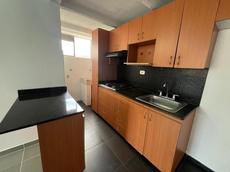 Apartamento en venta ubicado en Medellín, sector Los Colores - 3