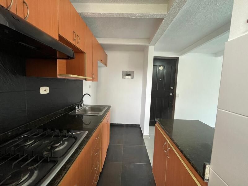Apartamento en venta ubicado en Medellín, sector Los Colores - 4