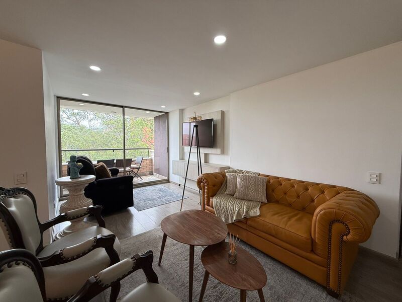 Apartamento en arriendo ubicado en Medellín, sector El Tesoro - 2