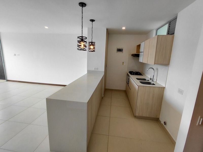 Apartamento en arriendo ubicado en Medellín, sector Loma de los Gonzales - 4