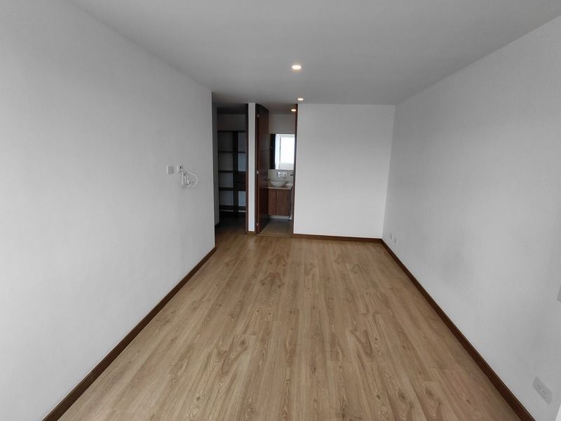 Apartamento en arriendo ubicado en Medellín, sector Loma de los Gonzales - 9