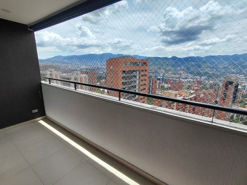 Apartamento en arriendo ubicado en Medellín, sector Loma de los Gonzales - 16