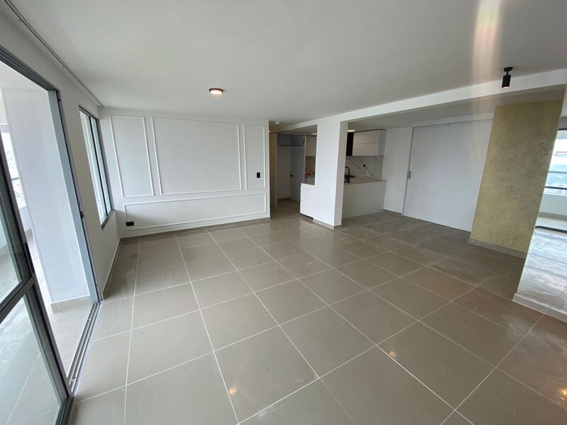 Apartamento en arriendo ubicado en Medellín, sector Loma de los Bernal - 2