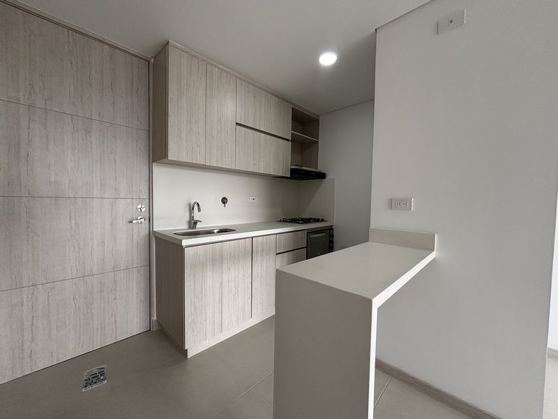 Apartamento en arriendo ubicado en Envigado, sector Señorial - 3