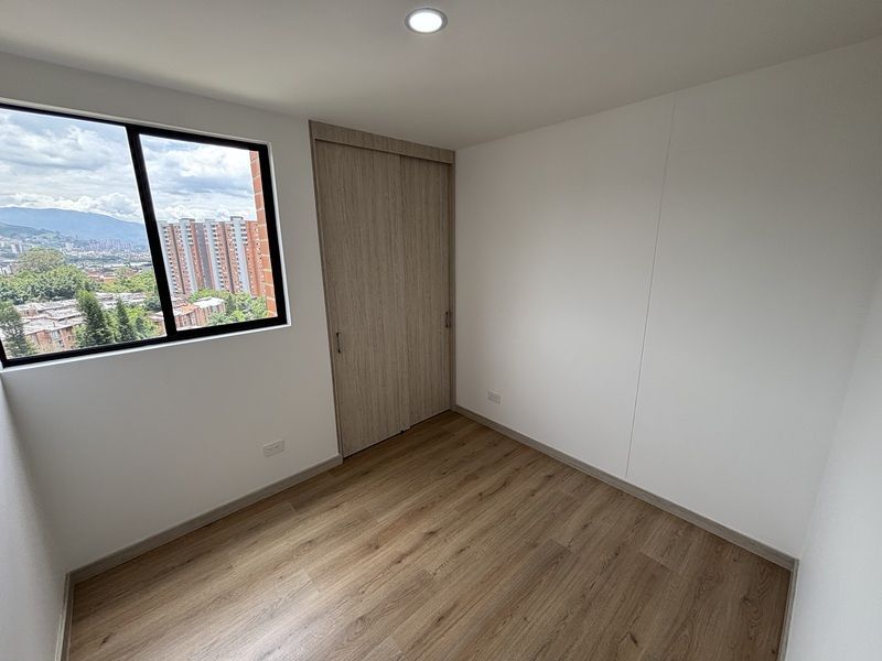 Apartamento en arriendo ubicado en Envigado, sector Señorial - 4