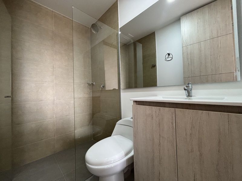 Apartamento en arriendo ubicado en Envigado, sector Señorial - 8