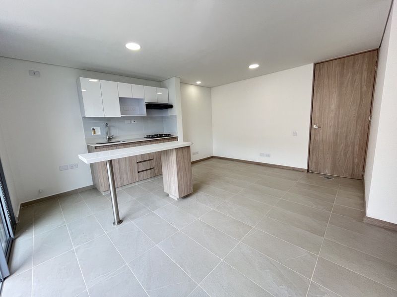 Apartamento en arriendo ubicado en Sabaneta, sector Vegas de San José - 2