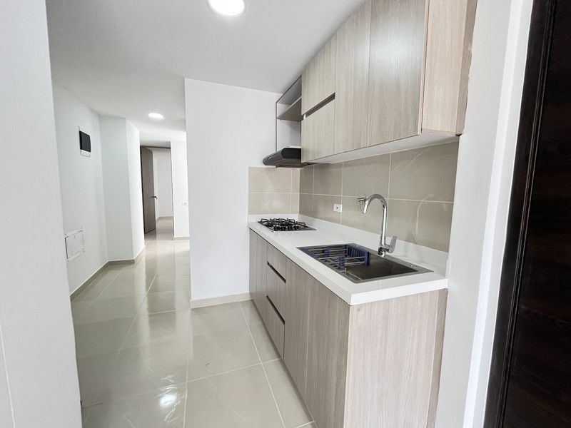 Apartamento en arriendo ubicado en Sabaneta, sector Avenida las Vegas - 3