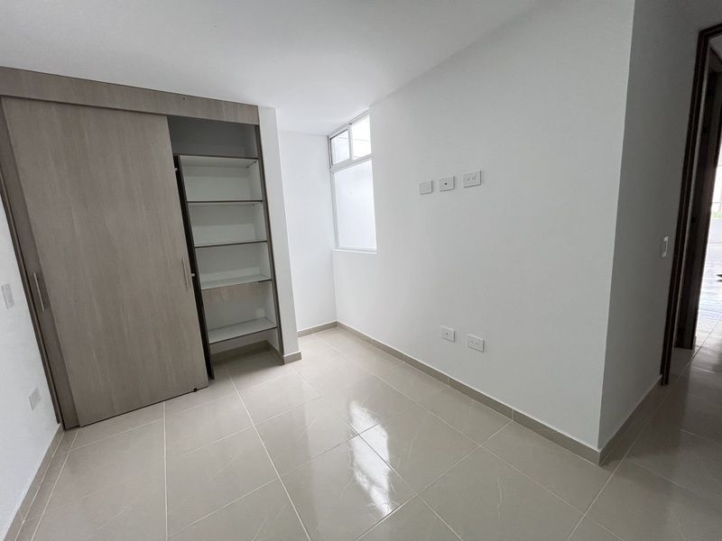 Apartamento en arriendo ubicado en Sabaneta, sector Avenida las Vegas - 11