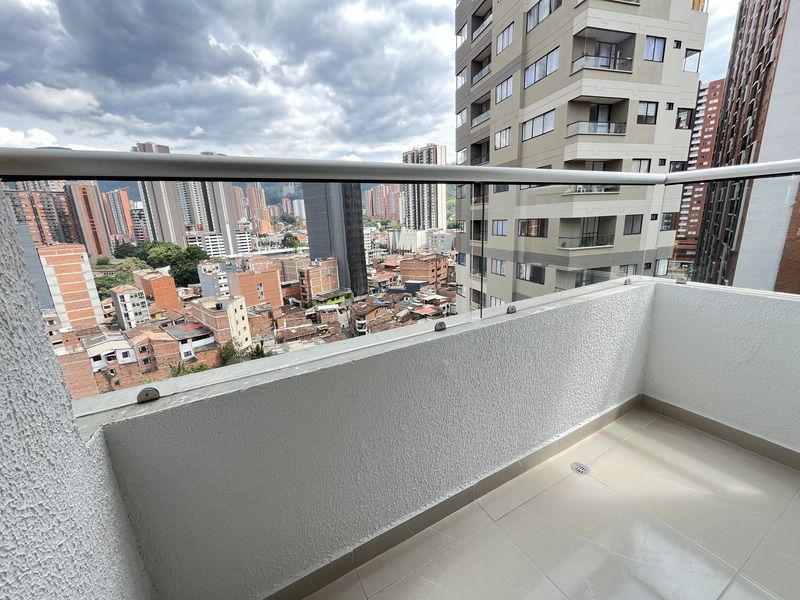 Apartamento en arriendo ubicado en Sabaneta, sector Avenida las Vegas - 15