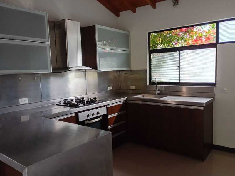 Casa en arriendo ubicada en El Retiro, sector La María - 4