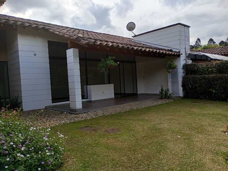 Casa en arriendo ubicada en El Retiro, sector La María - 12