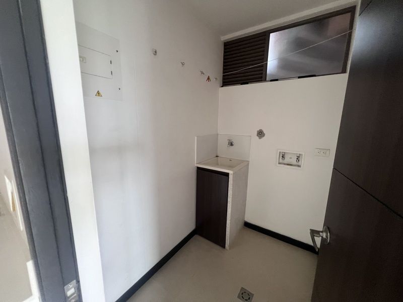 Apartamento en arriendo ubicado en Medellín, sector Altos del Poblado - 13