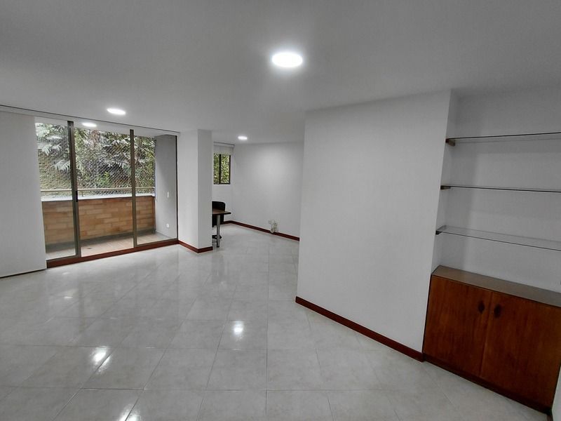 Apartamento en arriendo ubicado en Envigado, sector La Abadía - 2