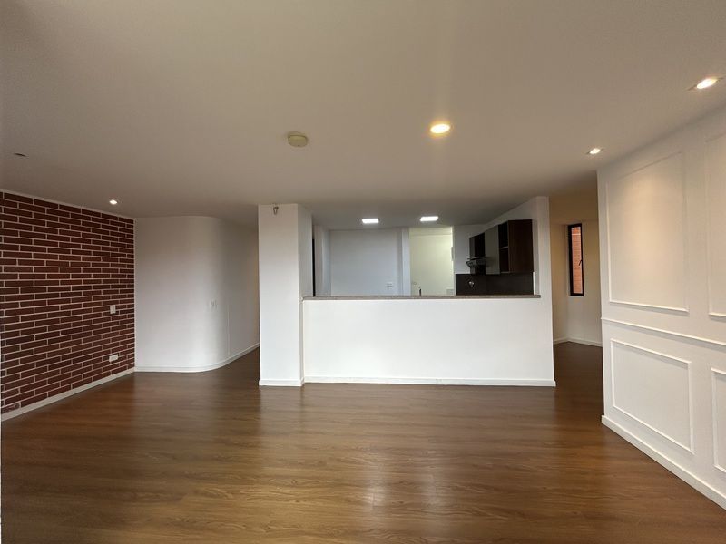 Apartamento en arriendo ubicado en Envigado, sector Loma del Esmeraldal - 3