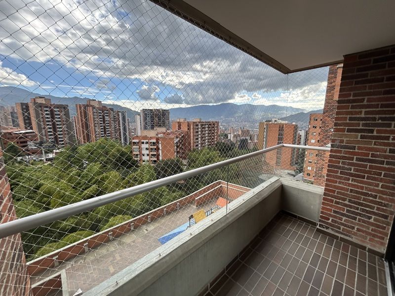 Apartamento en arriendo ubicado en Envigado, sector Loma del Esmeraldal - 21