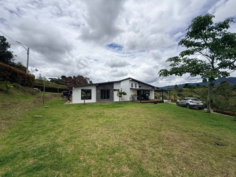 Casa en venta ubicada en Rionegro, sector Cristo Rey - 18