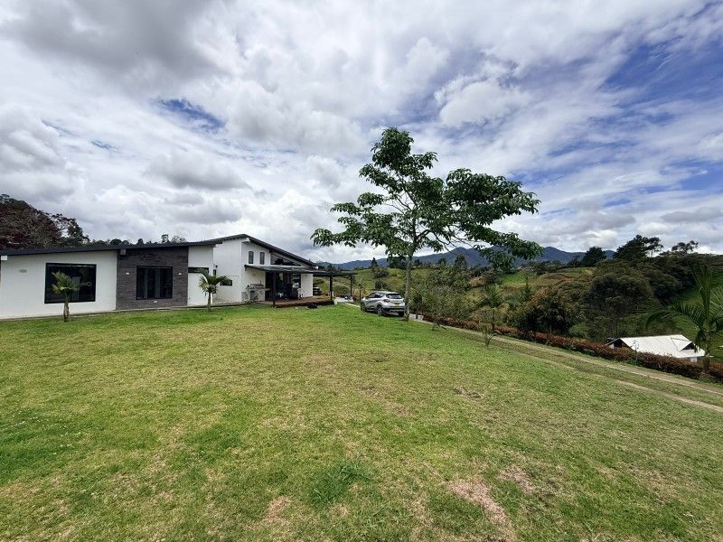 Casa en venta ubicada en Rionegro, sector Cristo Rey - 19