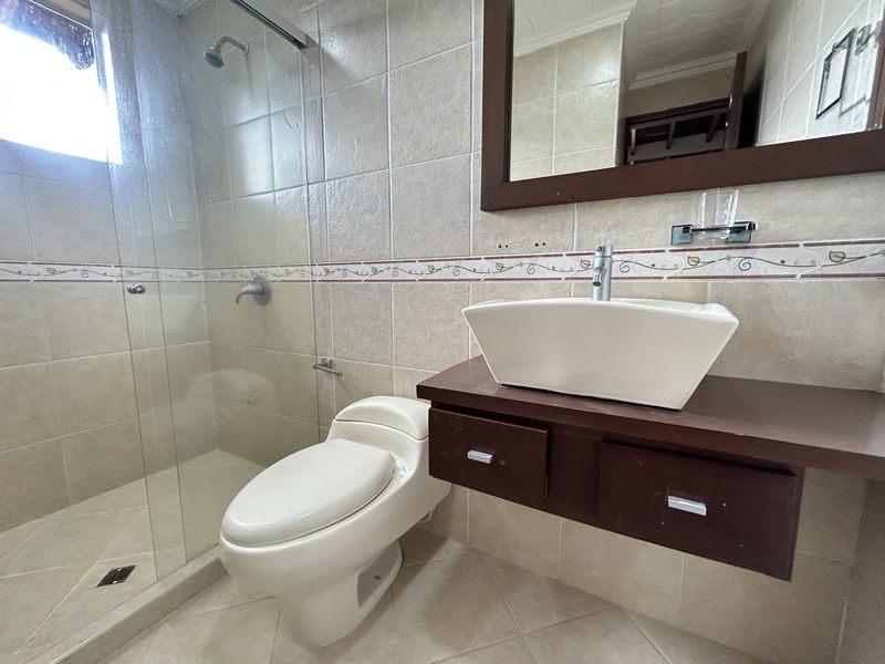 Casa en arriendo ubicada en Envigado, sector Loma del Escobero - 21