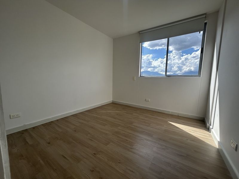 Apartamento en arriendo ubicado en Envigado, sector Loma del Escobero - 11