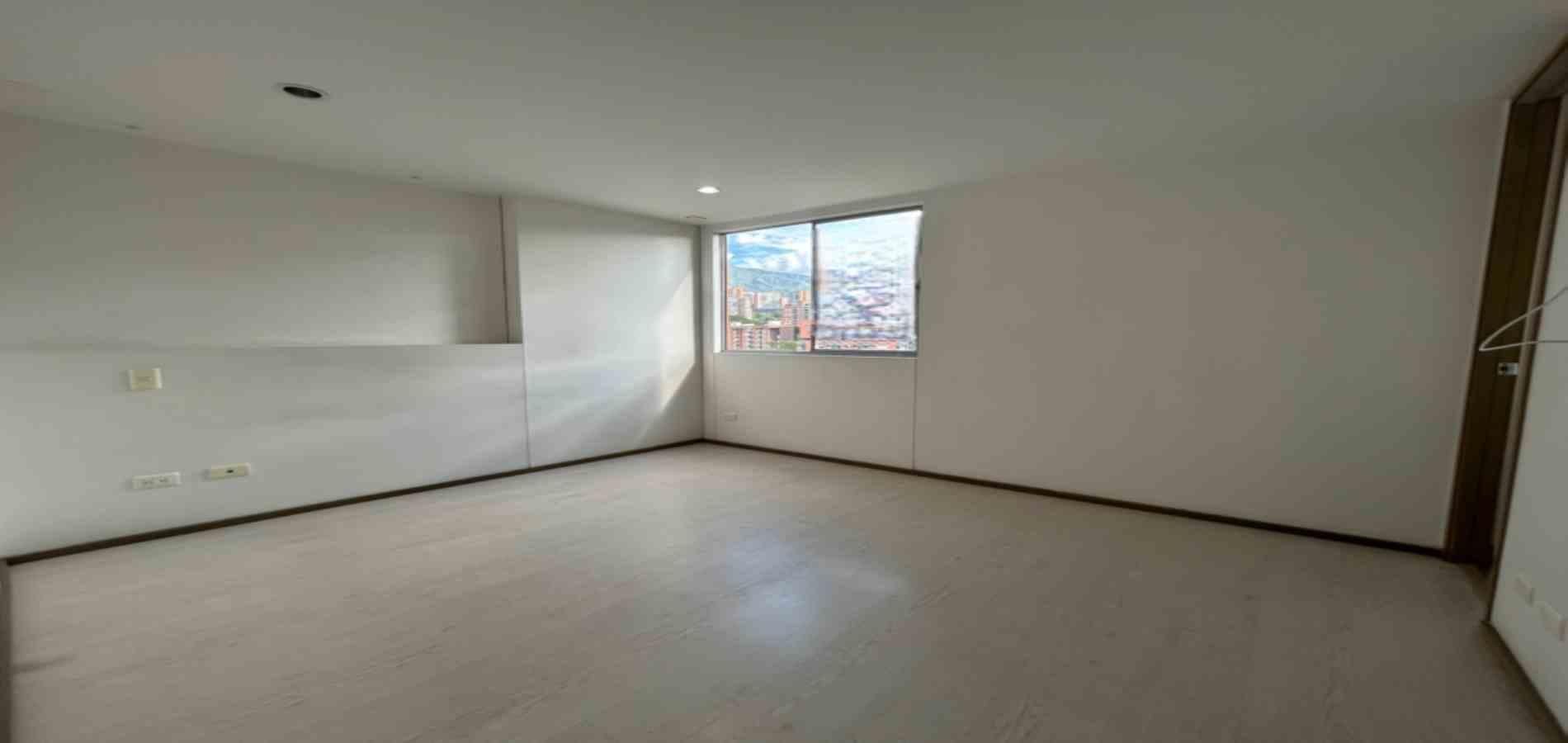 Apartamento en arriendo ubicado en Envigado, sector Loma del Esmeraldal - 11