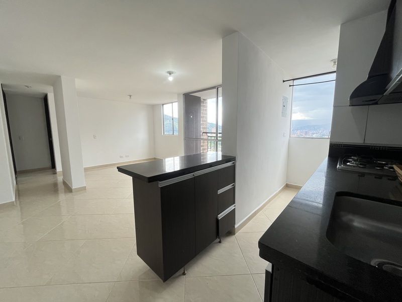 Apartamento en arriendo ubicado en Sabaneta, sector Calle Larga - 5