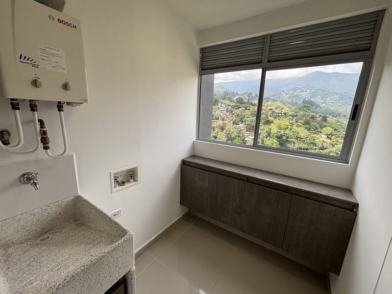 Apartamento en arriendo ubicado en Envigado, sector Camino Verde - 13