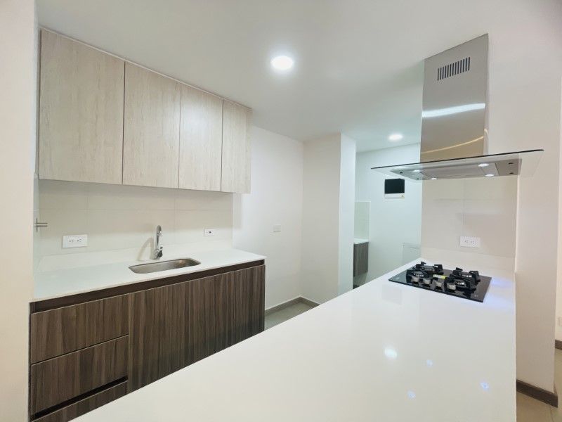 Apartamento en venta ubicado en Envigado, sector El Salado - 4