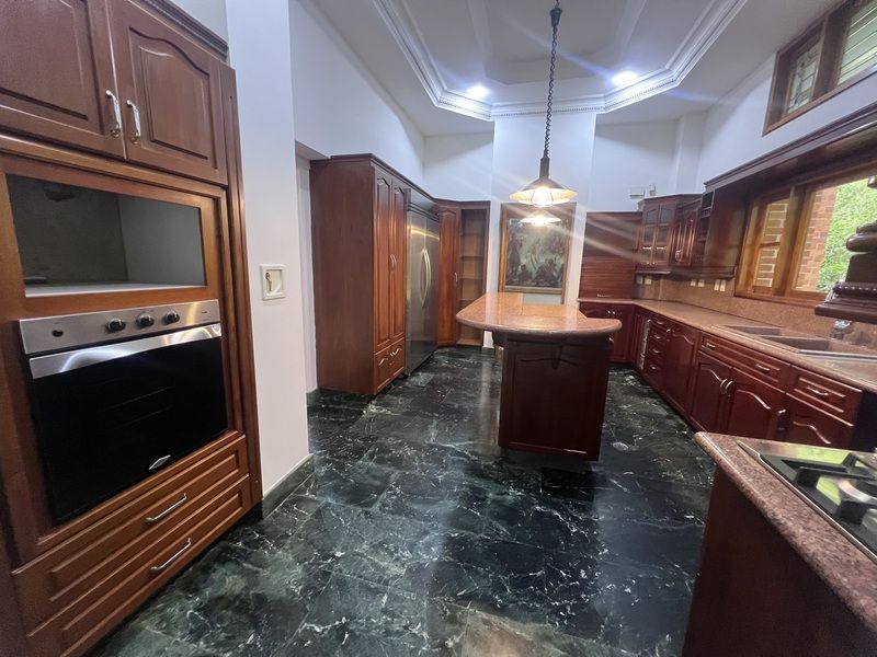 Casa en arriendo ubicada en Medellín, sector La Calera - 8