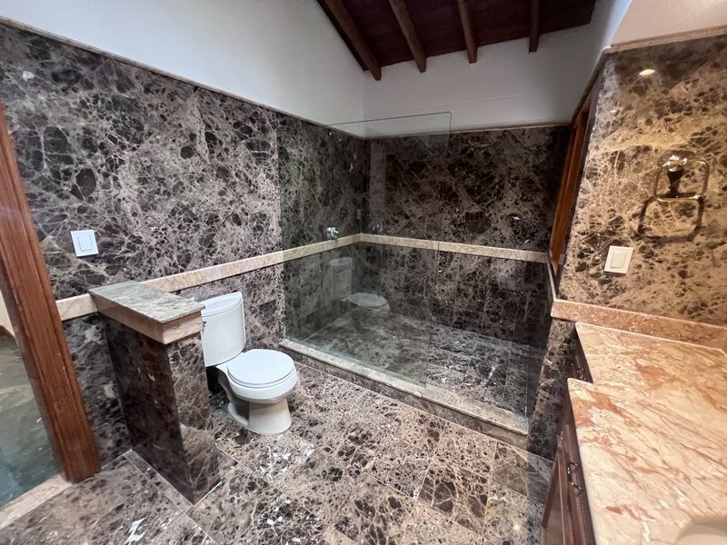 Casa en arriendo ubicada en Medellín, sector La Calera - 29