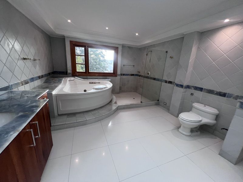 Casa en arriendo ubicada en Medellín, sector La Calera - 31