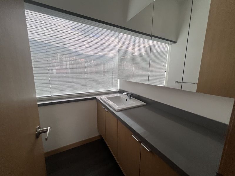 Oficina en arriendo ubicada en Medellín, sector Manila - 9