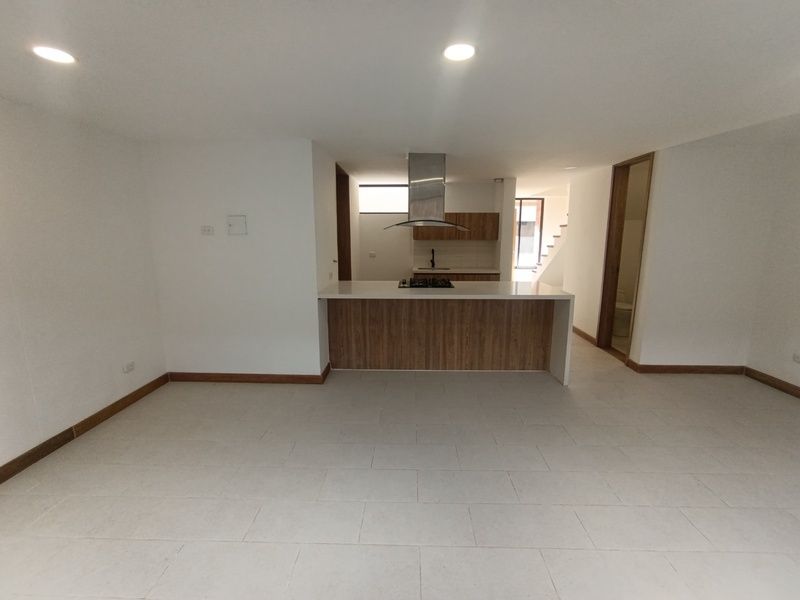 Casa en arriendo ubicada en La Ceja, sector Comfama - 2