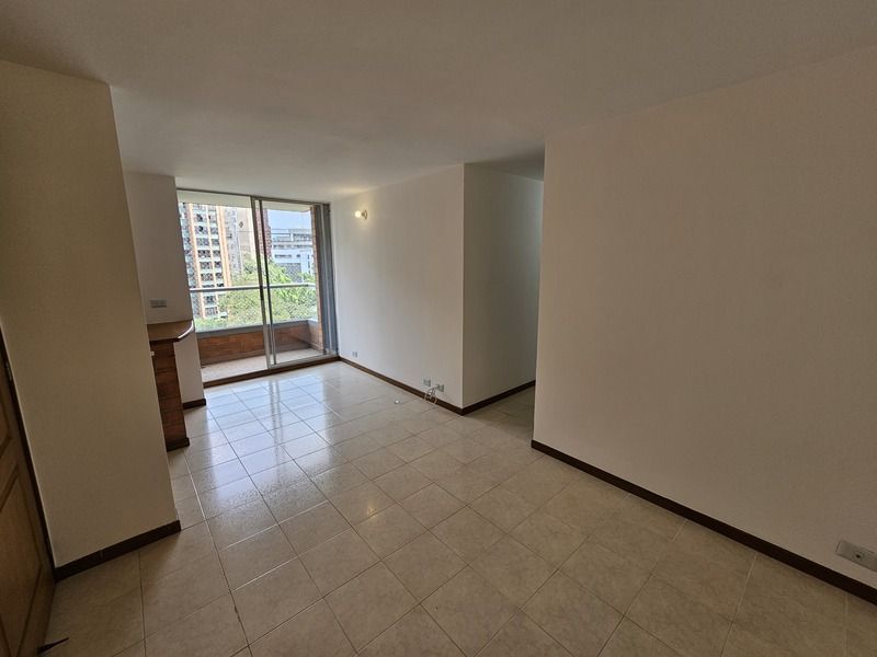 Apartamento en arriendo ubicado en Medellín, sector Castropol - 2