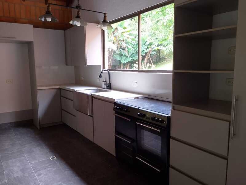 Casa en arriendo ubicada en El Retiro, sector Puro Cuero - 3