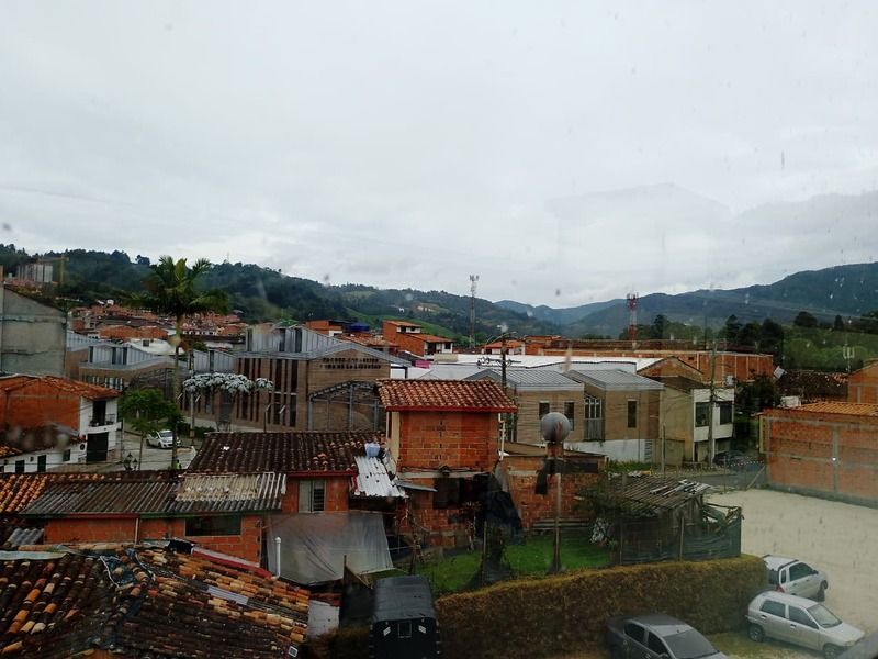Local en arriendo ubicado en El Retiro, sector Calle Real - 10