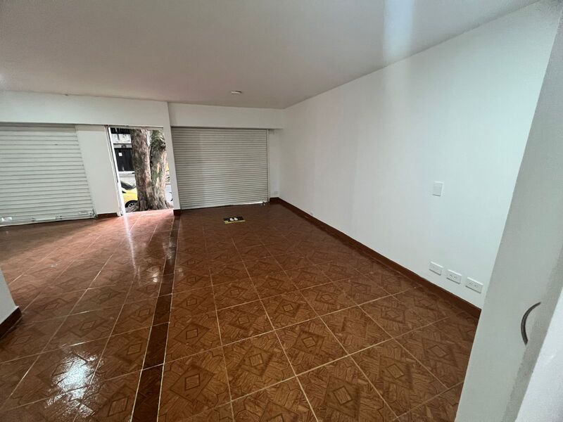 Local en arriendo ubicado en Sabaneta, sector Las Vegas - 4