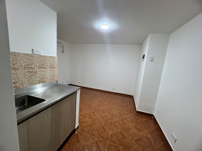 Local en arriendo ubicado en Sabaneta, sector Las Vegas - 7