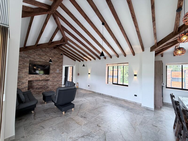 Finca en venta ubicada en Rionegro, sector Cristo Rey - 3