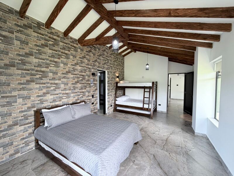 Finca en venta ubicada en Rionegro, sector Cristo Rey - 9