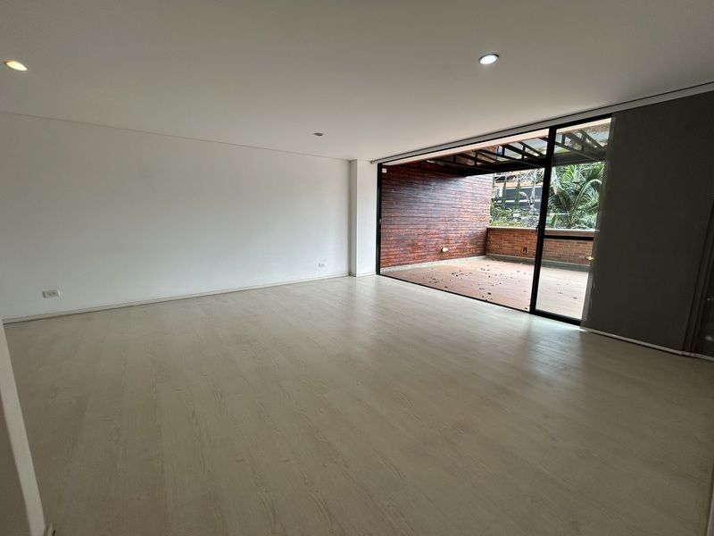 Apartamento en arriendo ubicado en Envigado, sector Loma de las Brujas - 3