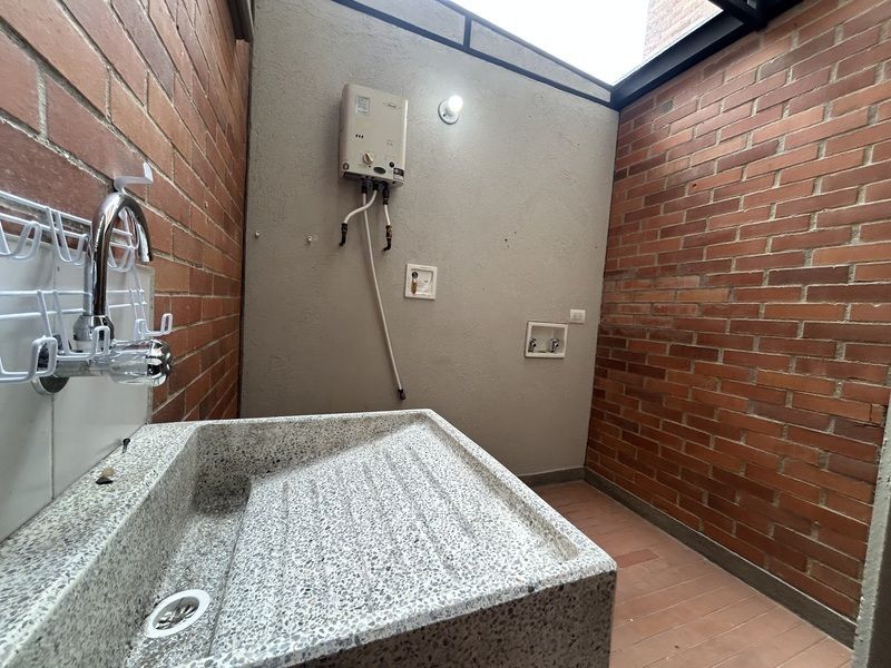 Apartamento en arriendo ubicado en Envigado, sector Loma de las Brujas - 17