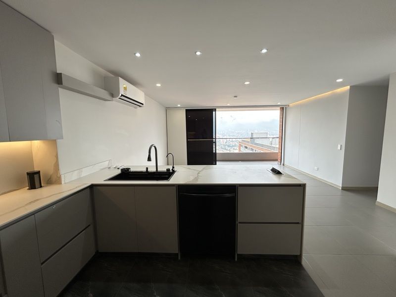 Apartamento en arriendo ubicado en Envigado, sector Loma del Escobero - 6