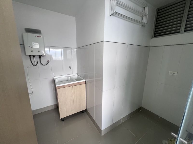 Apartamento en arriendo ubicado en Medellín, sector Loma del Indio - 17