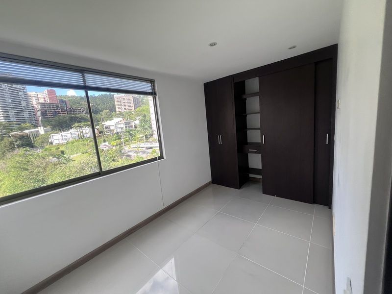 Apartamento en arriendo ubicado en Medellín, sector Altos del Poblado - 5