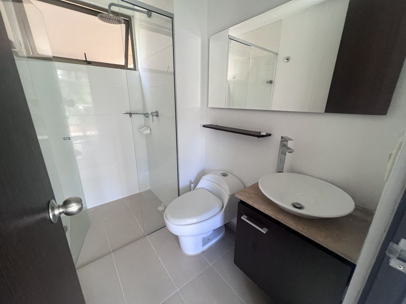 Apartamento en arriendo ubicado en Medellín, sector Altos del Poblado - 9